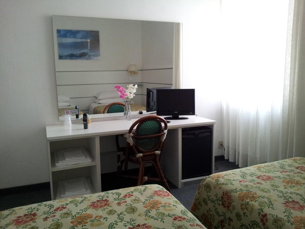 Hotel Post ベルガモ 部屋 写真